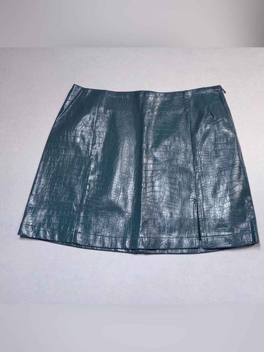 Glam Teal Croc-Embossed Faux Leather Mini Skirt Size L